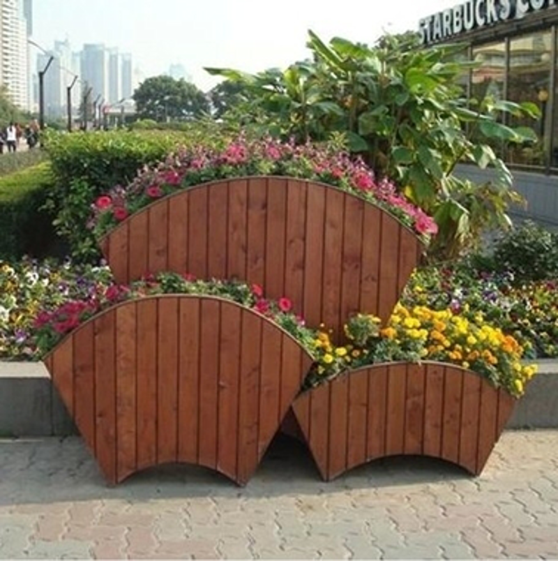 道路隔斷護(hù)欄：守護(hù)安全的堅(jiān)實(shí)屏障